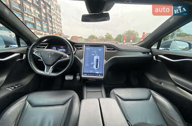 Ліфтбек Tesla Model S 2015 в 