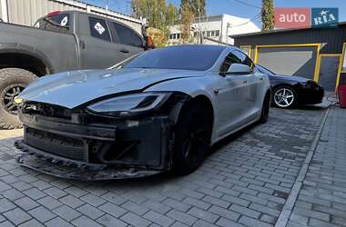 Лифтбек Tesla Model S 2018 в Киеве