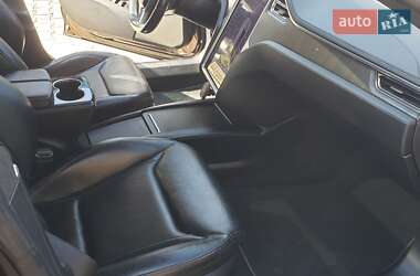 Ліфтбек Tesla Model S 2013 в 