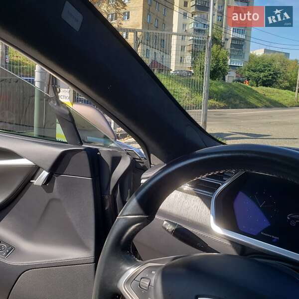 Ліфтбек Tesla Model S 2013 в Києві