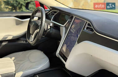Лифтбек Tesla Model S 2013 в Ивано-Франковске