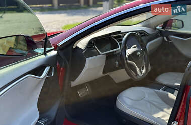 Лифтбек Tesla Model S 2013 в Ивано-Франковске
