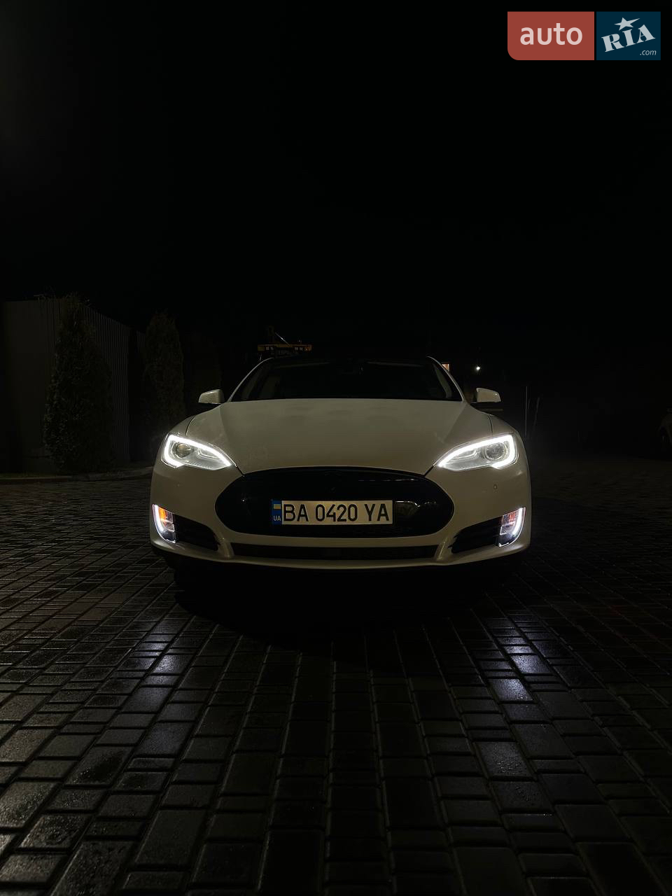 2015 Tesla Model S - мініатюра 16