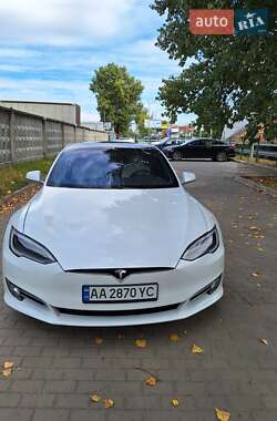 Лифтбек Tesla Model S 2019 в Киеве