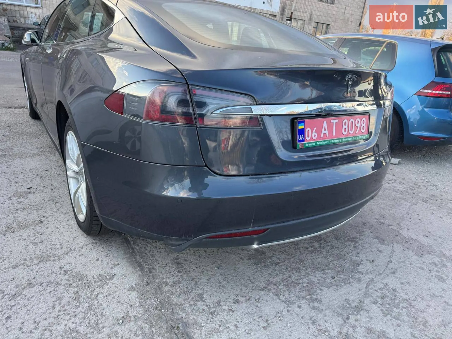 2015 Tesla Model S - мініатюра 19