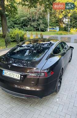 Ліфтбек Tesla Model S 2013 в 
