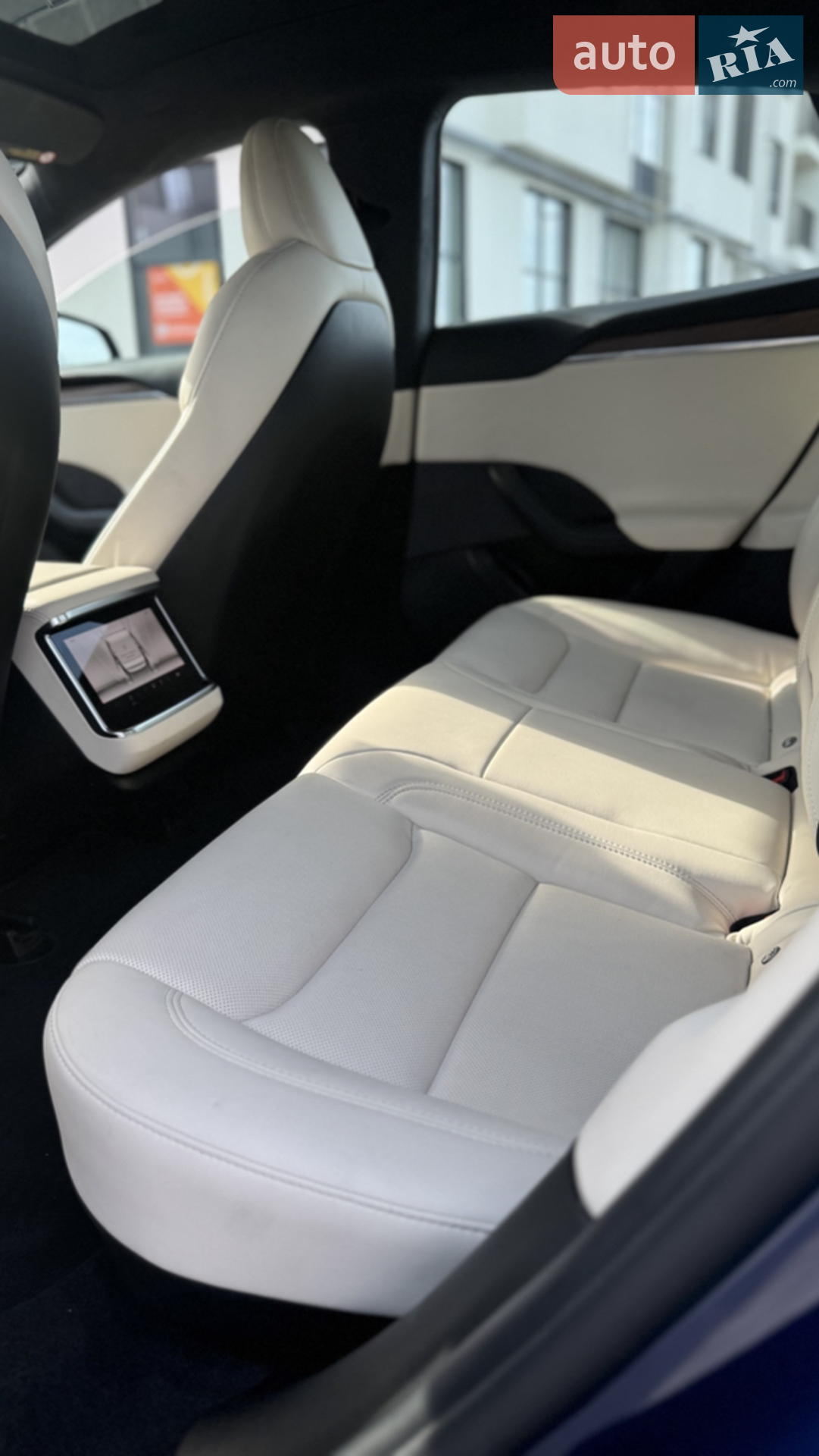 2021 Tesla Model S - мініатюра 10