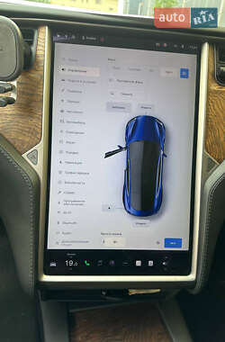 Ліфтбек Tesla Model S 2018 в 