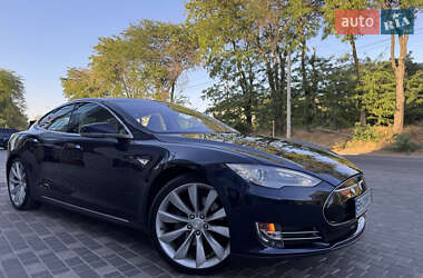 Ліфтбек Tesla Model S 2014 в Одесі