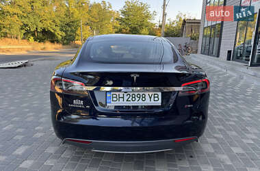 Ліфтбек Tesla Model S 2014 в Одесі