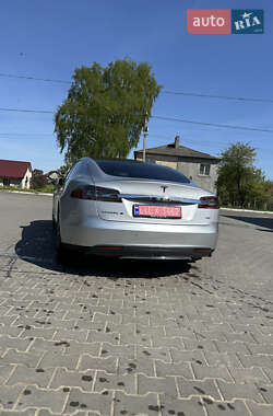 Ліфтбек Tesla Model S 2016 в 
