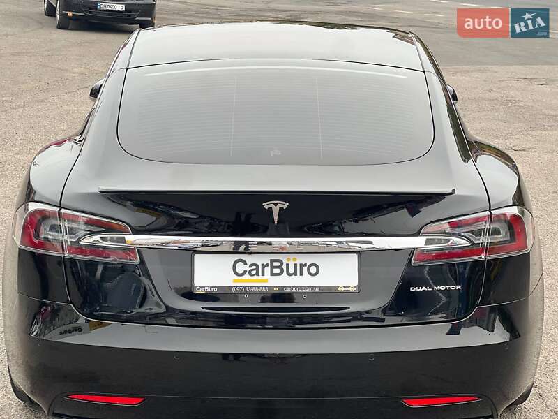 Лифтбек Tesla Model S 2019 в Одессе