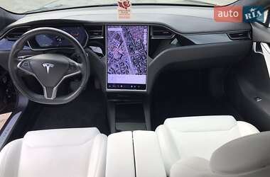 Лифтбек Tesla Model S 2019 в 