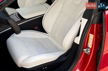 Ліфтбек Tesla Model S 2022 в 