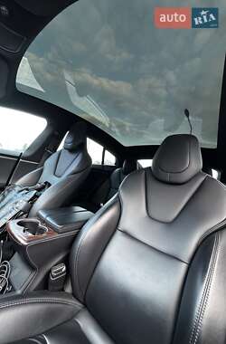Лифтбек Tesla Model S 2018 в Луцке