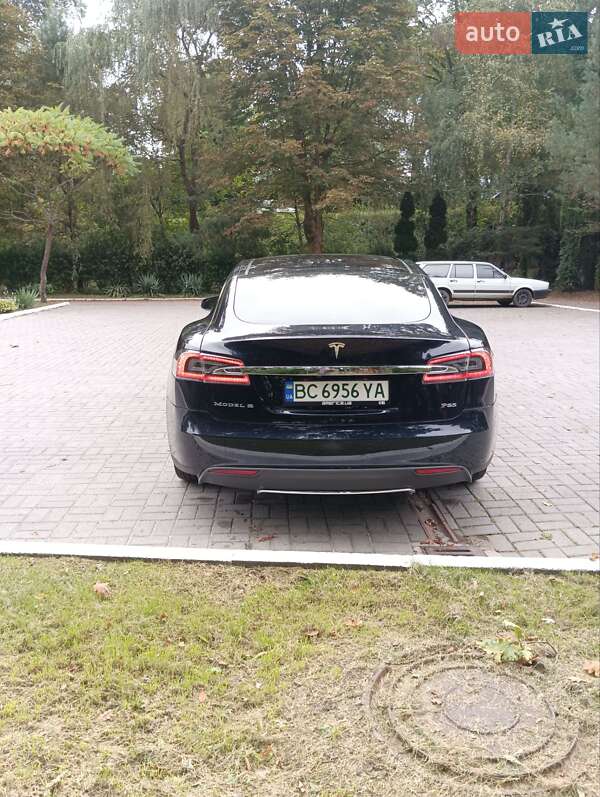 Лифтбек Tesla Model S 2013 в Дрогобыче