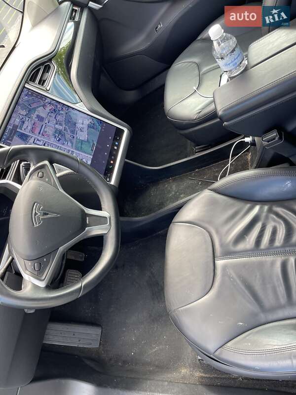 Ліфтбек Tesla Model S 2014 в Мукачевому