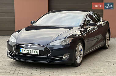 Лифтбек Tesla Model S 2013 в Ровно