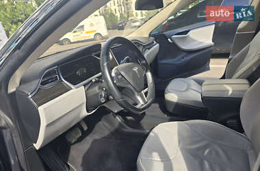 Ліфтбек Tesla Model S 2014 в 