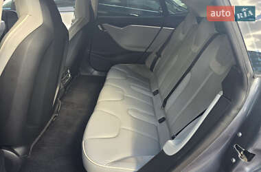 Ліфтбек Tesla Model S 2014 в 