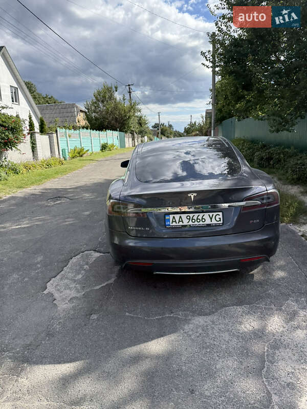 Ліфтбек Tesla Model S 2014 в Василькові