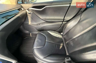 Ліфтбек Tesla Model S 2014 в 
