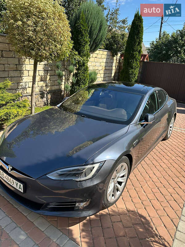 Лифтбек Tesla Model S 2016 в Хмельнике фото 2 Лифтбек Tesla Model S 2016 в Хмельнике