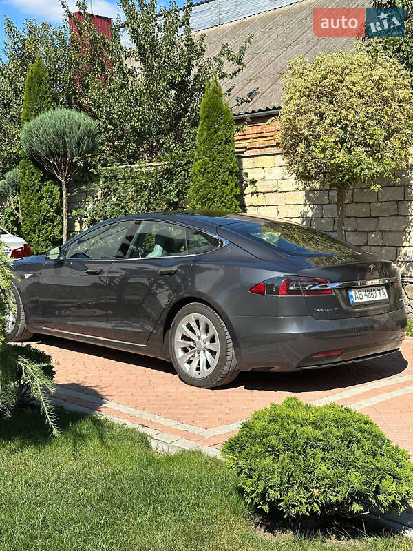 Лифтбек Tesla Model S 2016 в Хмельнике фото 4 Лифтбек Tesla Model S 2016 в Хмельнике