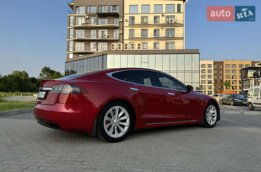 Лифтбек Tesla Model S 2016 в 