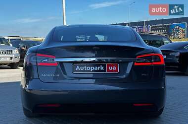 Лифтбек Tesla Model S 2018 в 
