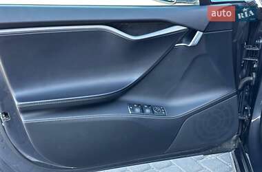 Лифтбек Tesla Model S 2018 в 