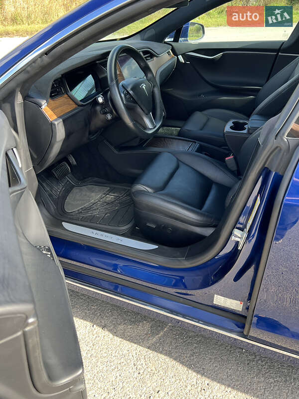 Ліфтбек Tesla Model S 2020 в Тернополі фото 15 Ліфтбек Tesla Model S 2020 в Тернополі