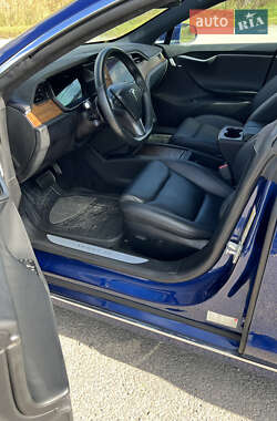 Ліфтбек Tesla Model S 2020 в 