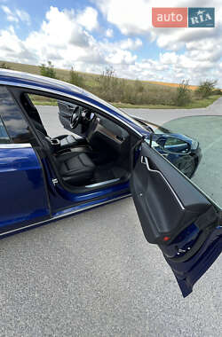 Ліфтбек Tesla Model S 2020 в 