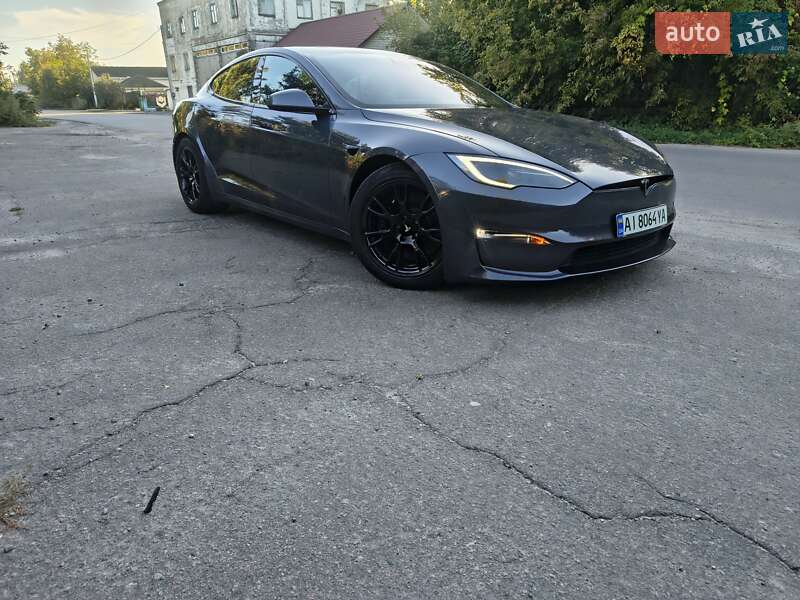 Лифтбек Tesla Model S 2021 в Фастове