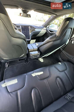 Ліфтбек Tesla Model S 2016 в 