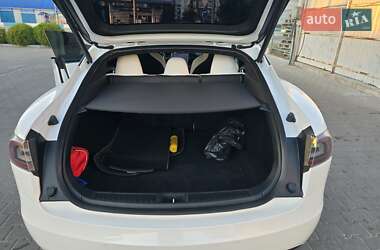 Ліфтбек Tesla Model S 2019 в 