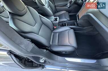 Ліфтбек Tesla Model S 2018 в 