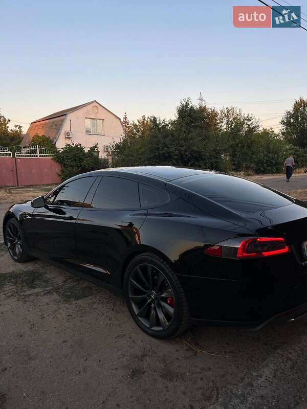Лифтбек Tesla Model S 2013 в Одессе