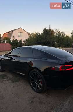 Ліфтбек Tesla Model S 2013 в 