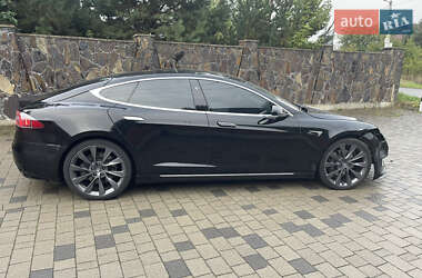 Лифтбек Tesla Model S 2018 в 