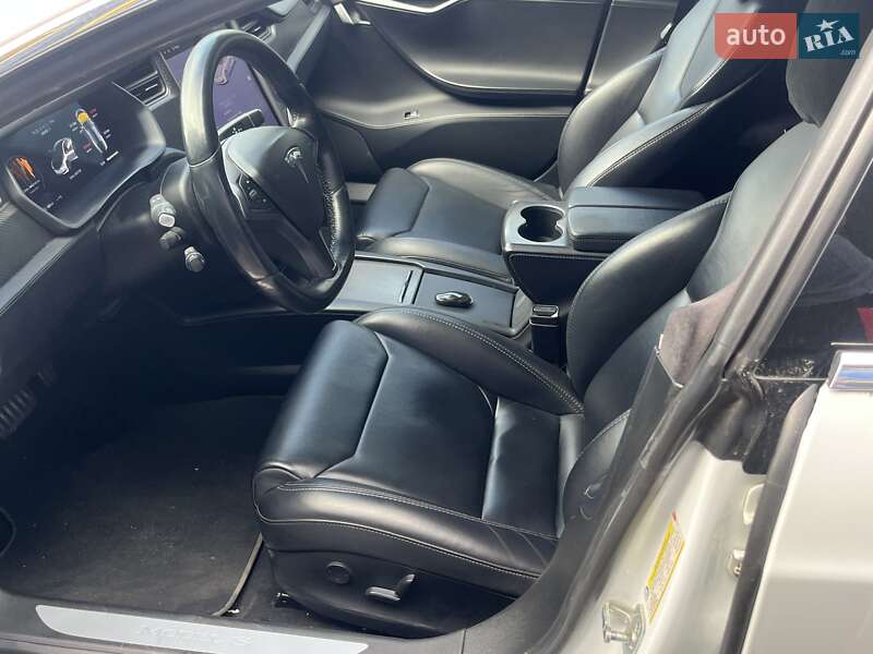 Ліфтбек Tesla Model S 2018 в Києві