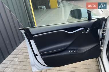 Лифтбек Tesla Model S 2018 в 