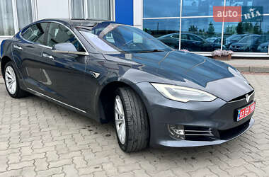 Лифтбек Tesla Model S 2017 в 