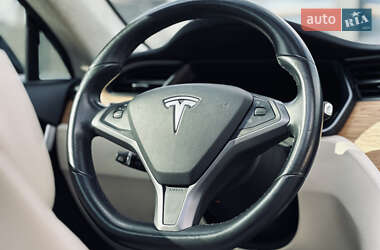 Лифтбек Tesla Model S 2018 в 