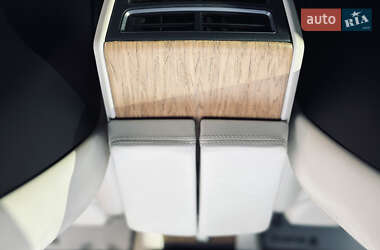 Лифтбек Tesla Model S 2018 в 