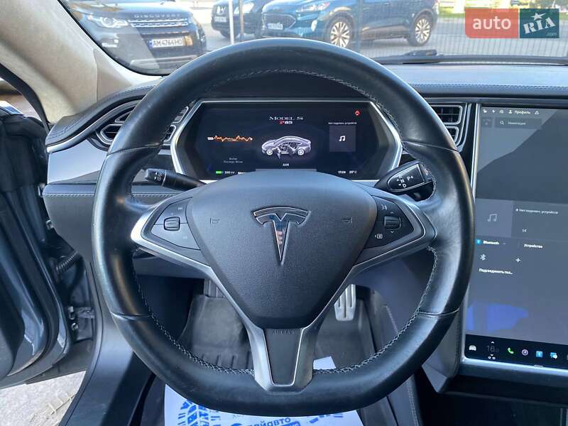 Ліфтбек Tesla Model S 2014 в Вінниці