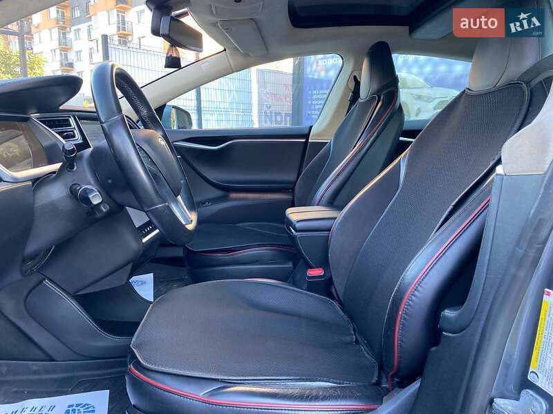 Ліфтбек Tesla Model S 2014 в Вінниці