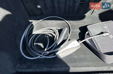 Ліфтбек Tesla Model S 2022 в 