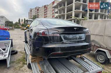 Ліфтбек Tesla Model S 2022 в 